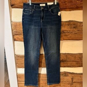 Maurice’s NWT Classic Straight Mid-Rise Jeans